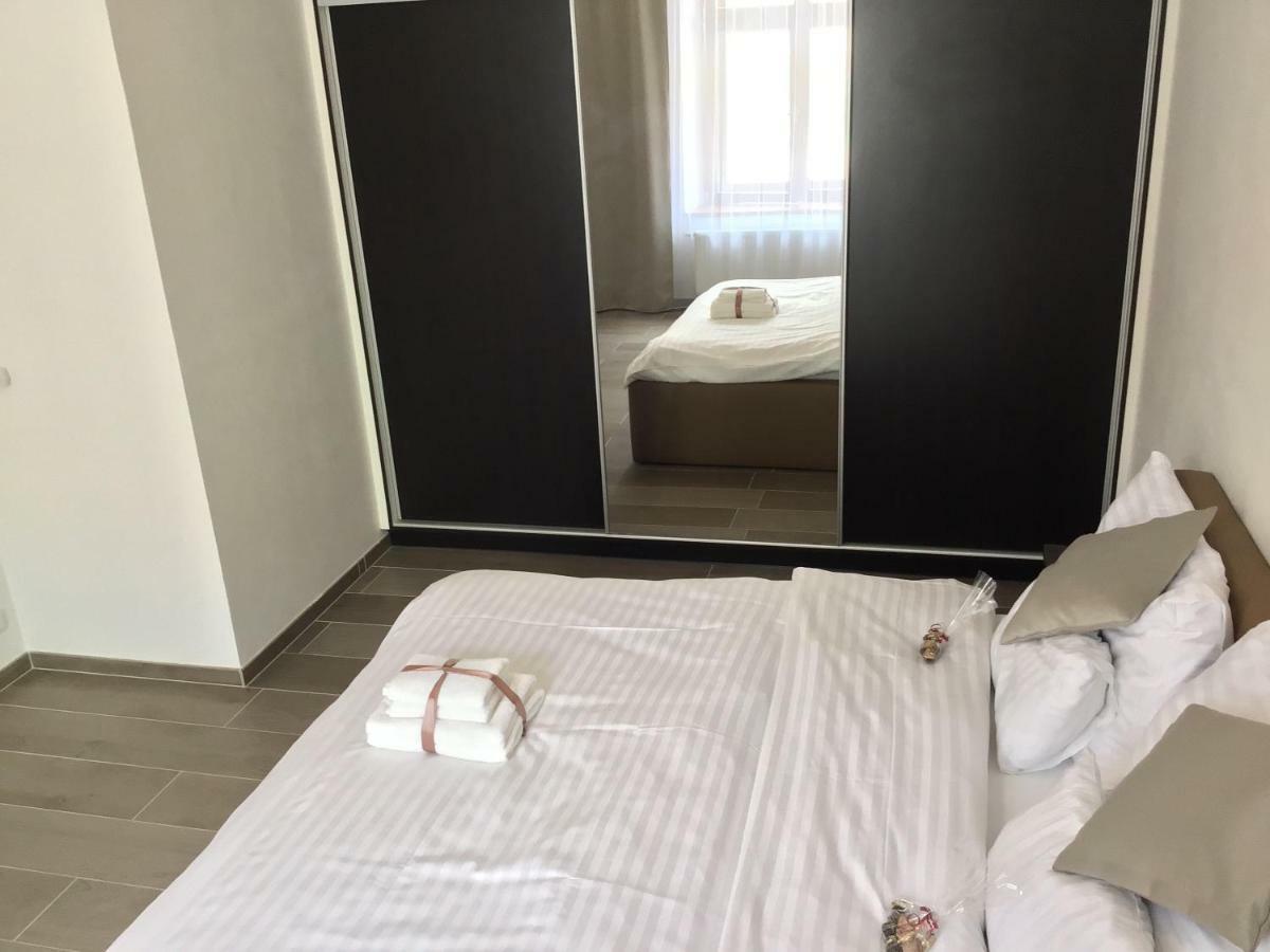 Appartement Euro Lidicka 39 *